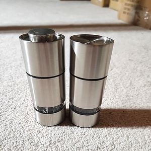 5.25″ Mr.Dudley Silver Echo – Stainless Steel Salt Shaker & Peppermill  MRD 4240